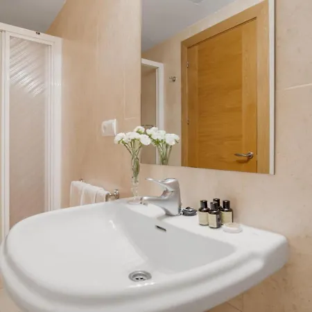 De 2 En Playas Del Duque Daire Marbella