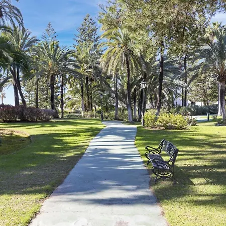 De 2 En Playas Del Duque *