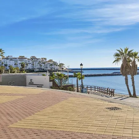 Apartamento De 2 En Playas Del Duque Marbella